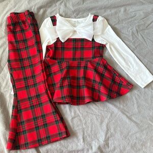 5/$25  Holiday 2 piece plaid set